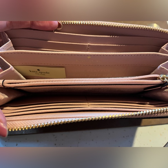 Kate Spade Flamingo By The Pool Continental Wallet - Picture 4 of 6